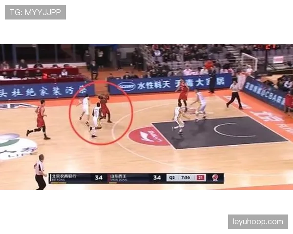 后场规则是什么意思？篮球比赛中后场违例的判罚标准与常见误解解析